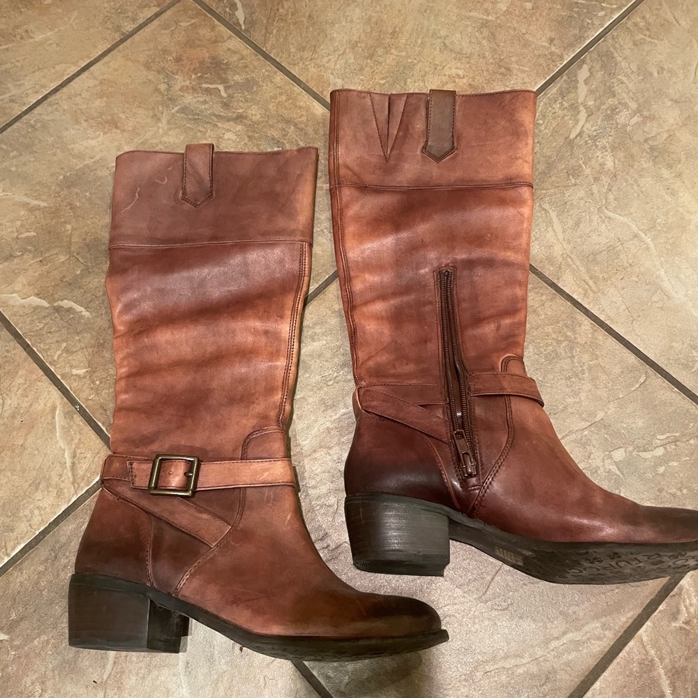 Leather High boots